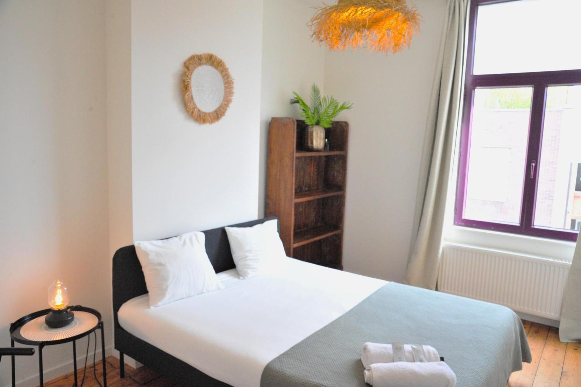 Boho Apartments - 2 Bedrooms Антверпен Экстерьер фото