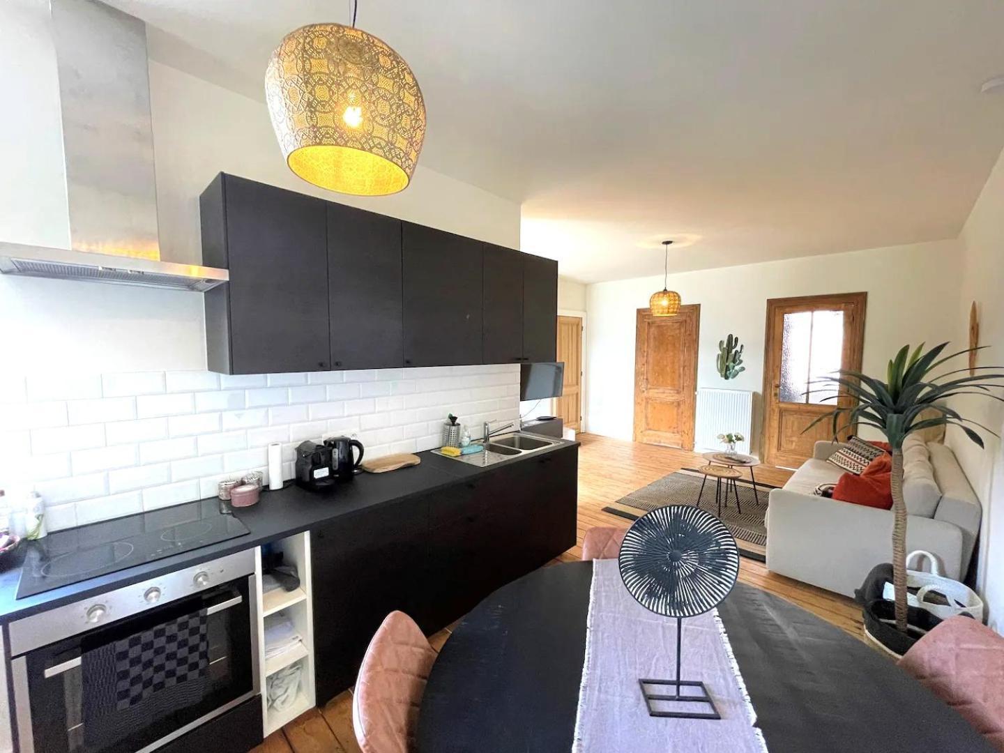 Boho Apartments - 2 Bedrooms Антверпен Экстерьер фото