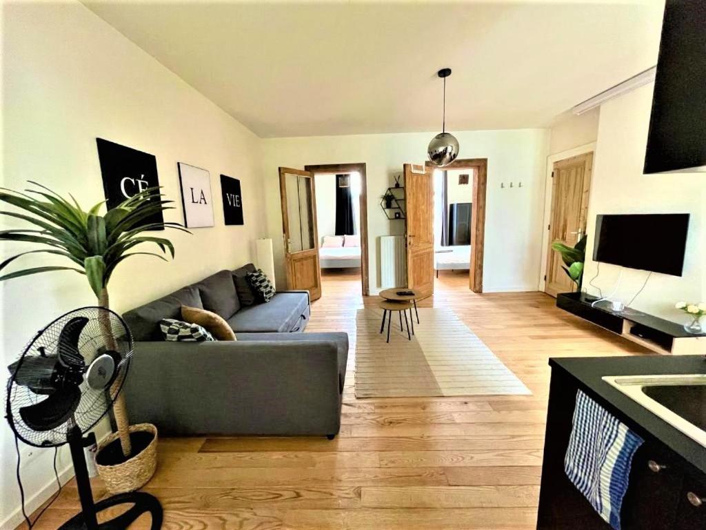 Boho Apartments - 2 Bedrooms Антверпен Экстерьер фото