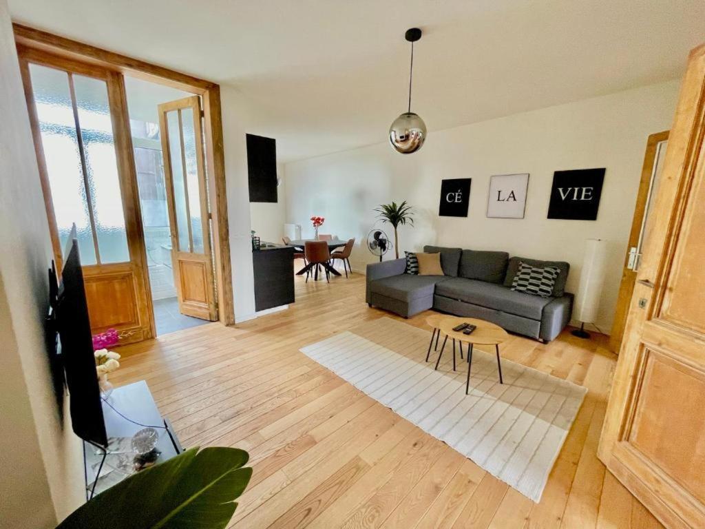 Boho Apartments - 2 Bedrooms Антверпен Экстерьер фото